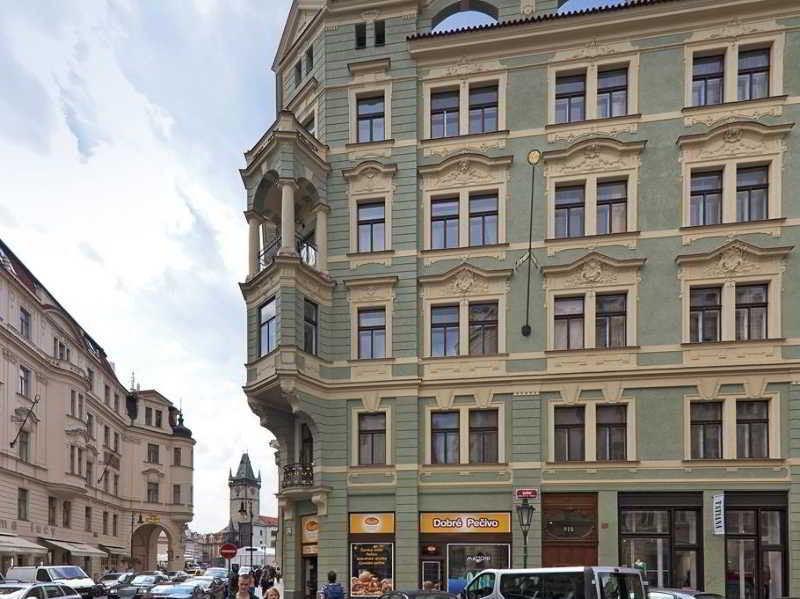Old Town - Dusni * Prague