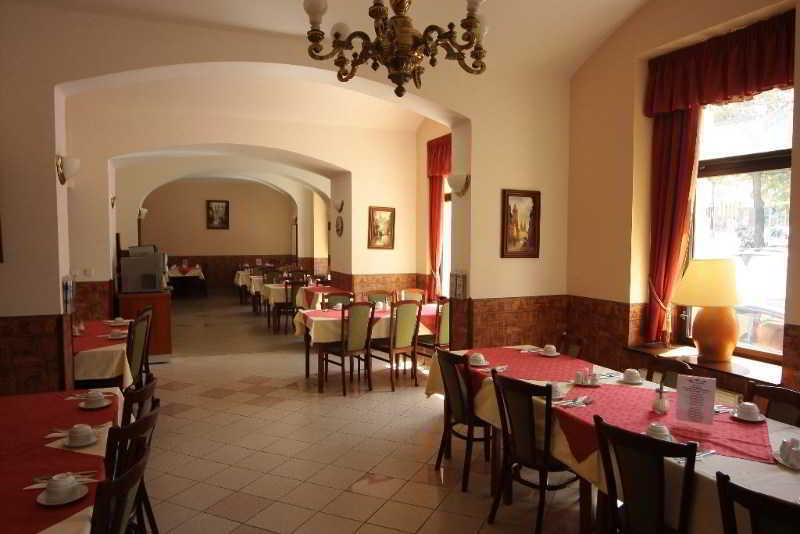 Hotel Dalimil 3*