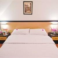 1.republic Hotel