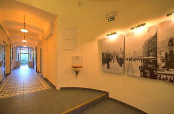 Wenceslas Square - Czech Leading Hotel Prag