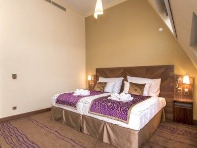 Merchant's Crown Hotel 4*