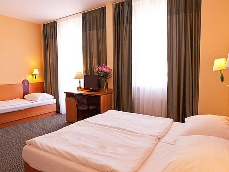 Central Hotel Prague 3* Prague