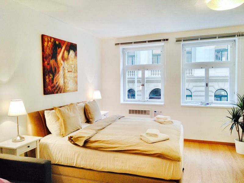 Rohacova 3* Prague