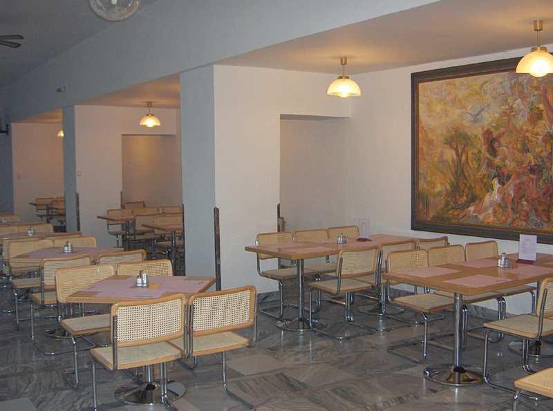 Axa 3* Praga