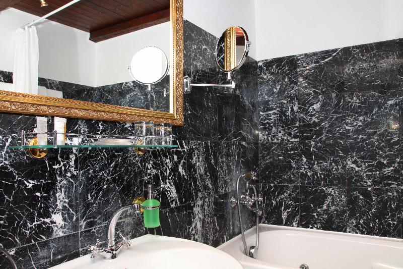 Otel King Charles Boutique 4*