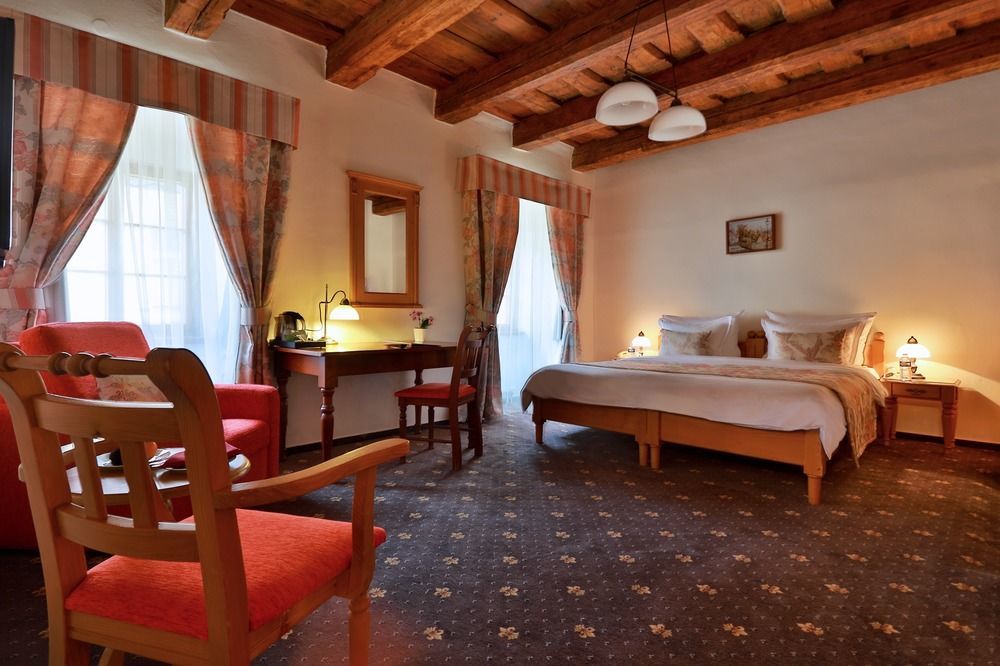 Questenberg 4* Prague