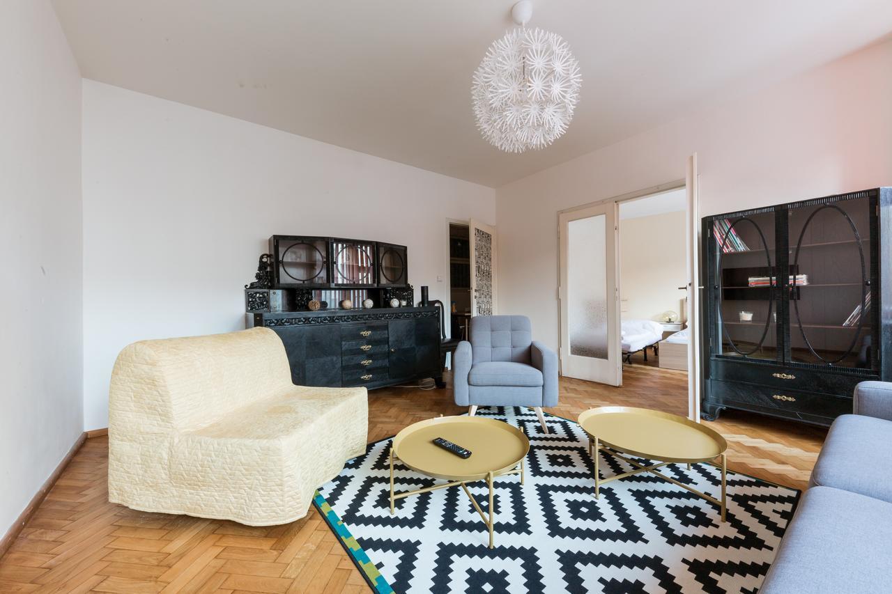 Beautiful Center Apartment