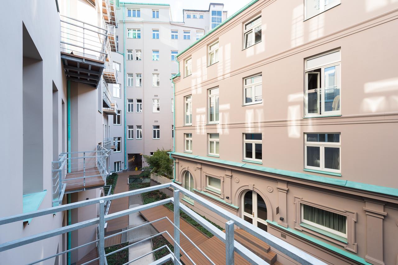 Spirit Apartment *