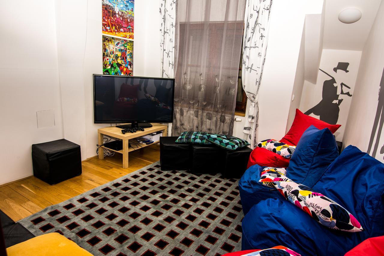Onefam Miru Prague