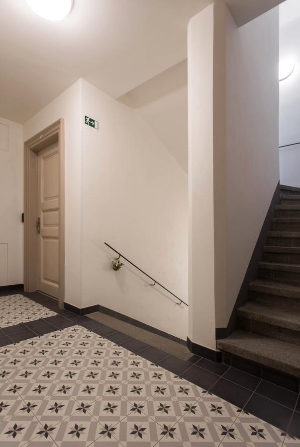 Seno6 * Prague