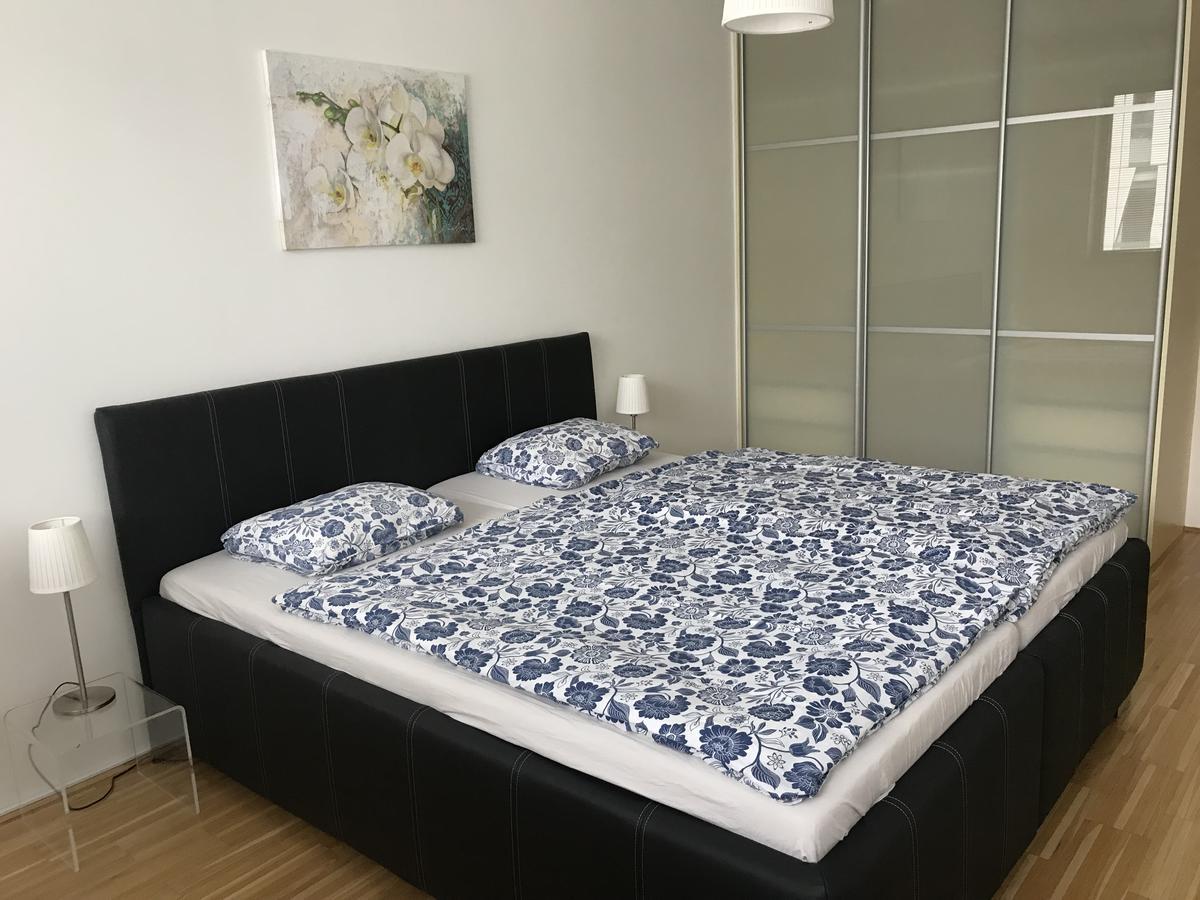 River Diamond Luxury Apartment