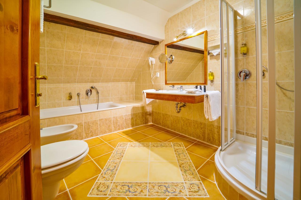 Josephine Old Town Square - Czech Leading Hotel Prague
