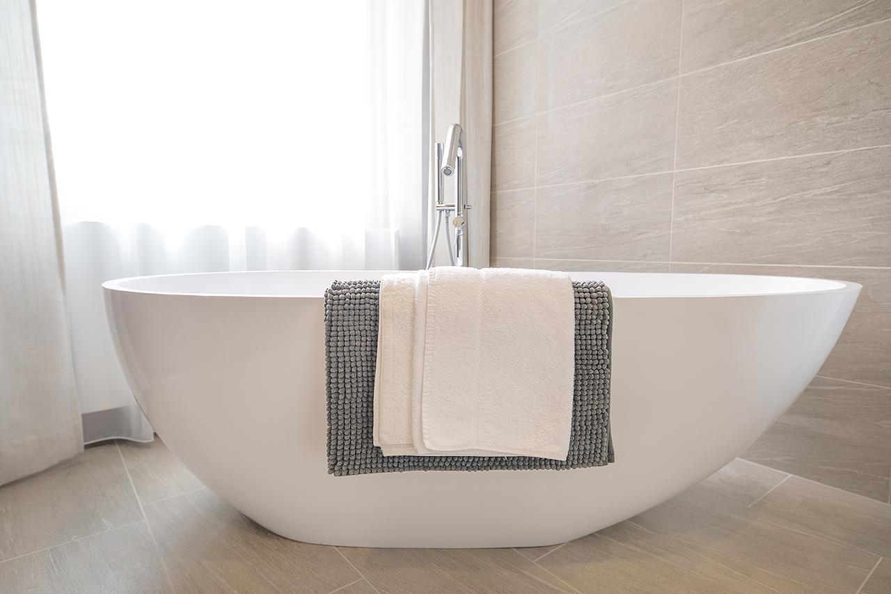 Days - Spacious 2bdr W Netflix - Trendy Neighbourhood * Prague