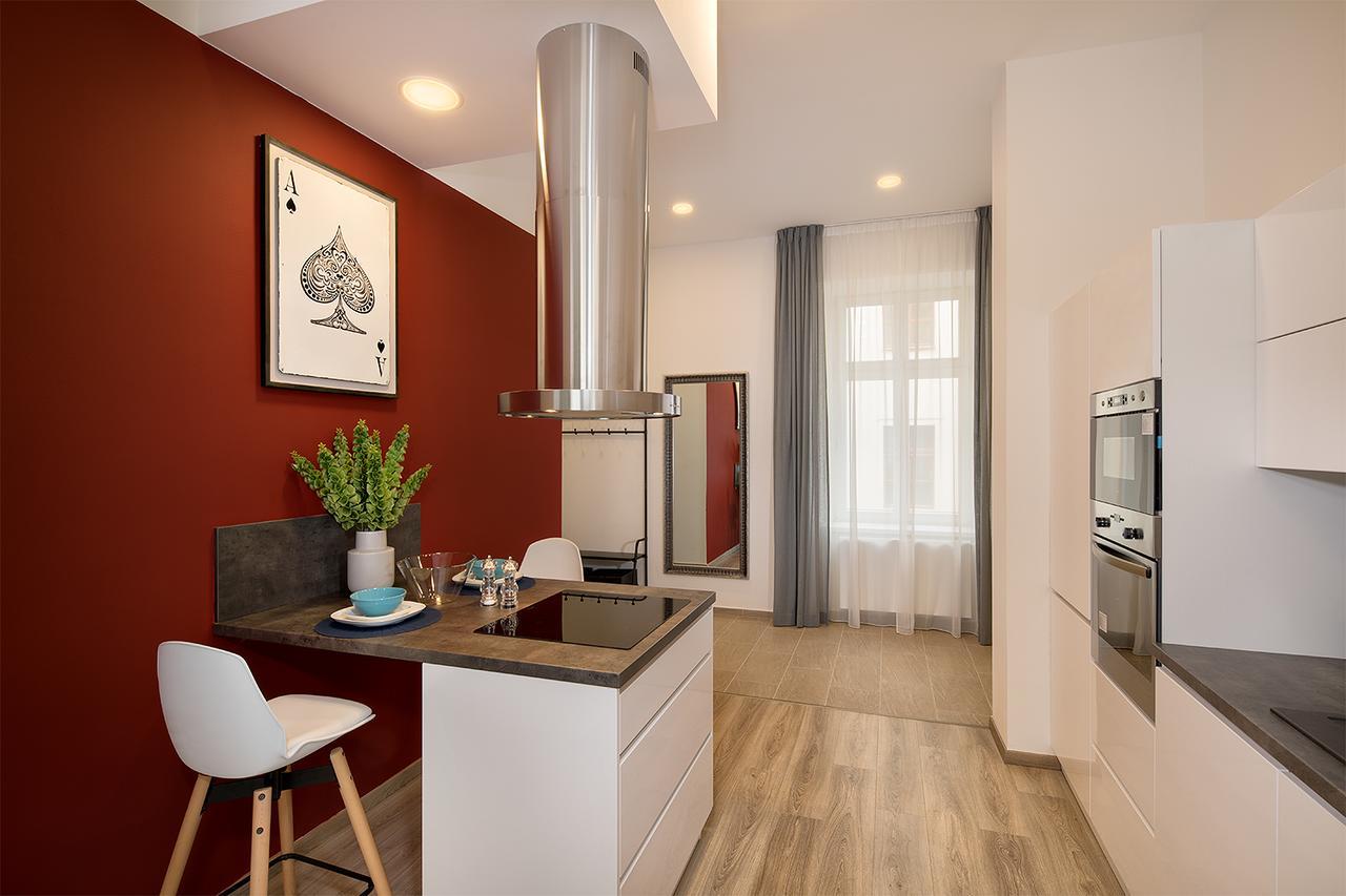 Days - Spacious 2bdr W Netflix - Trendy Neighbourhood Apartment