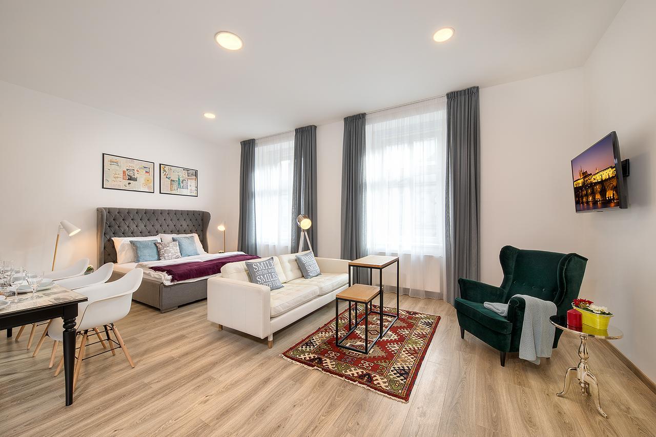 Days - Spacious 2bdr W Netflix - Trendy Neighbourhood Apartment
