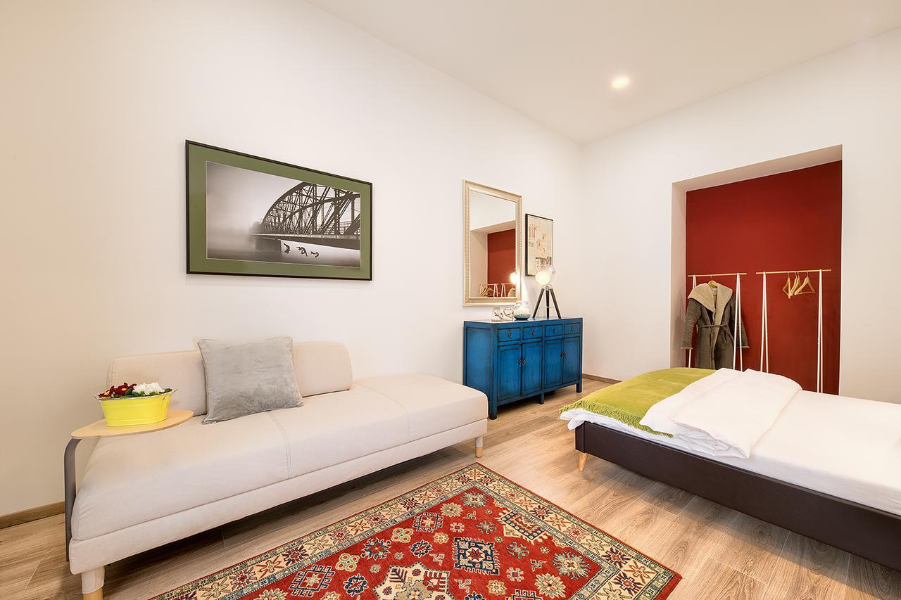 Days - Spacious 2bdr W Netflix - Trendy Neighbourhood Apartment *
