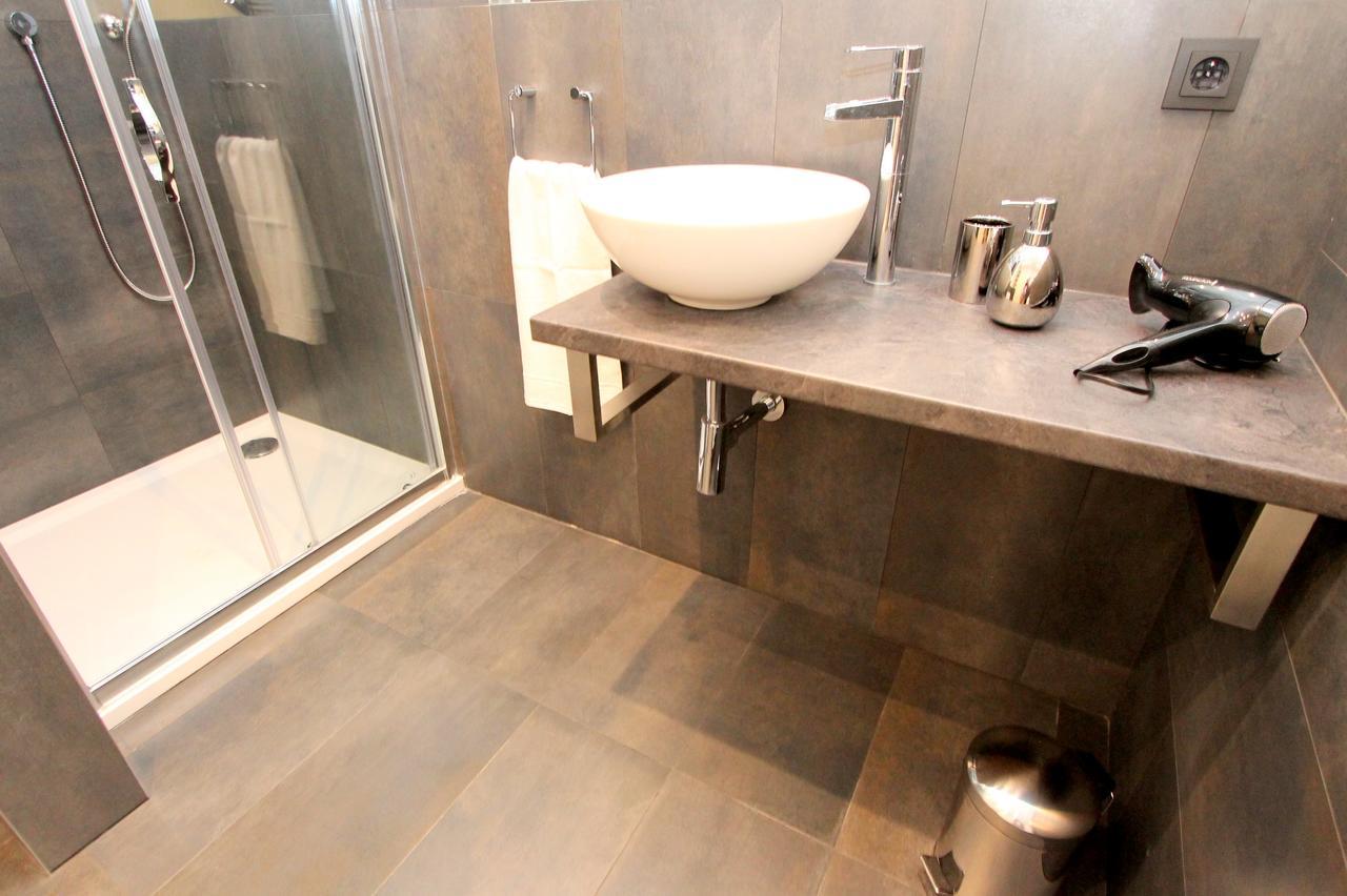 Luxury Krocinova *