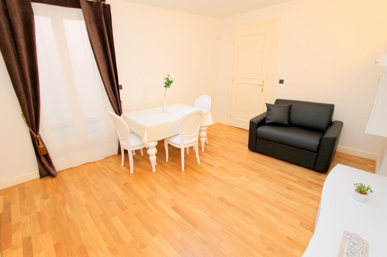 Luxury Krocinova Apartamento