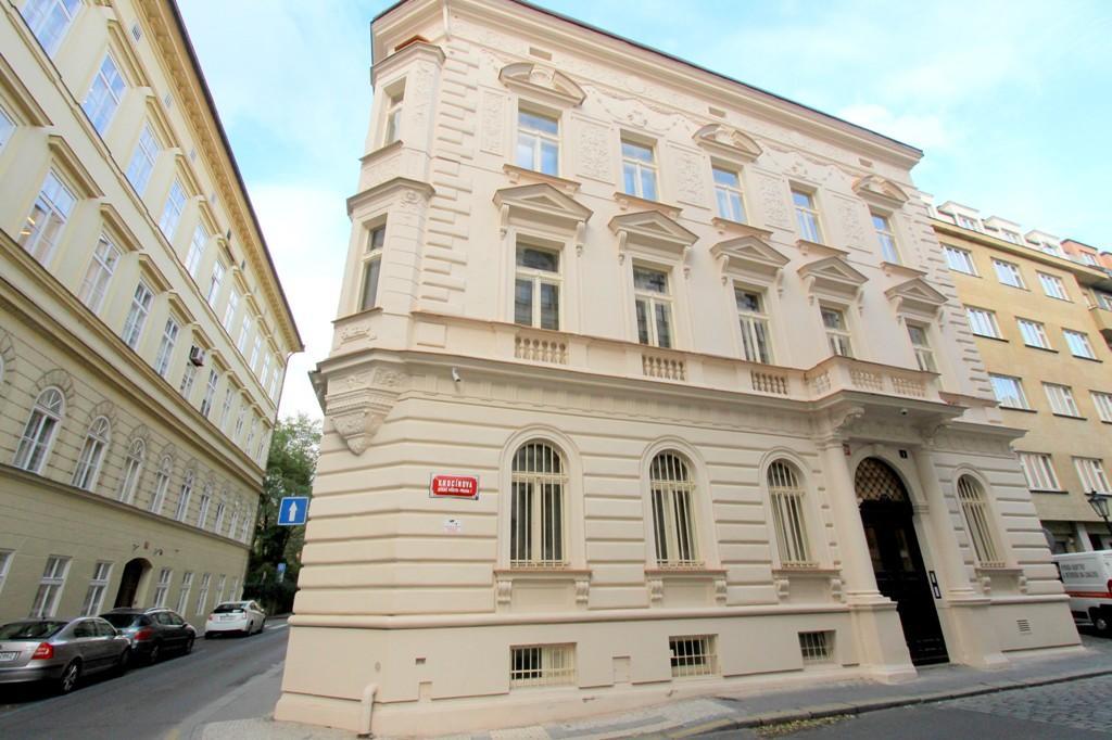 Luxury Krocinova Apartamento