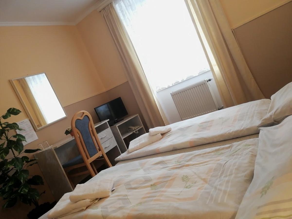 Wertheim 3* Prague