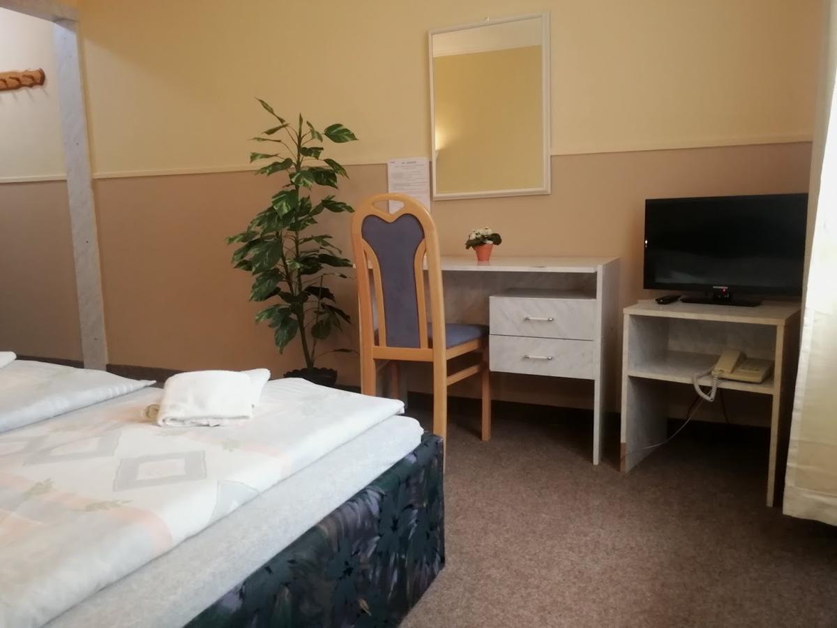 Wertheim 3*