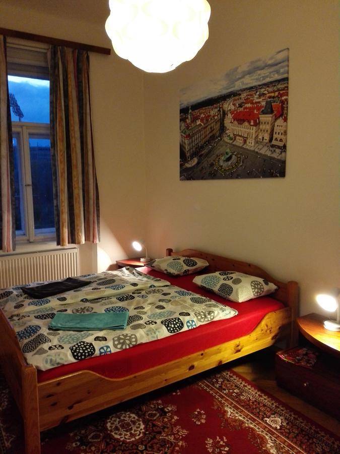 Bed & Breakfast Joystayone