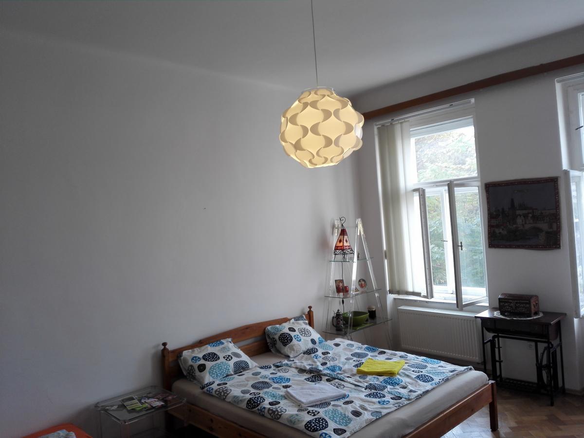 Bed & Breakfast Joystayone Prague