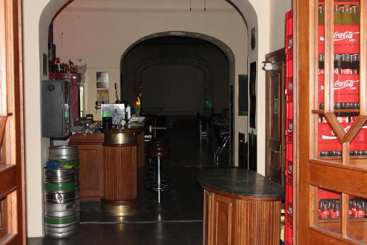 Hotel Youth Baroque Hall Prag