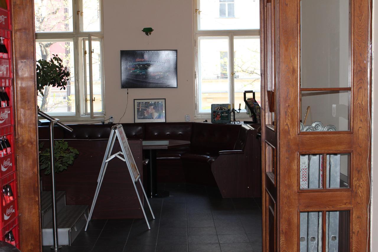 Hotel Youth Baroque Hall