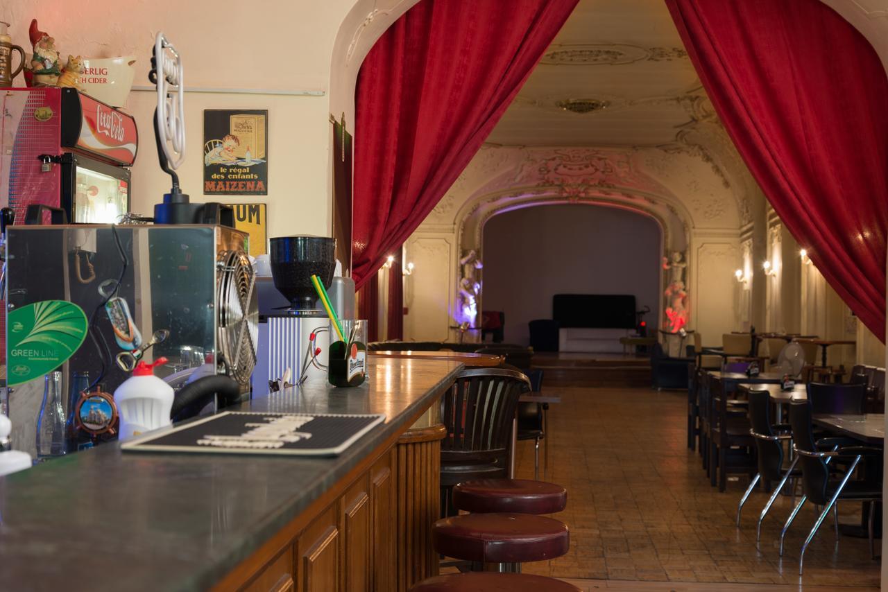 Hotel Youth Baroque Hall 3*