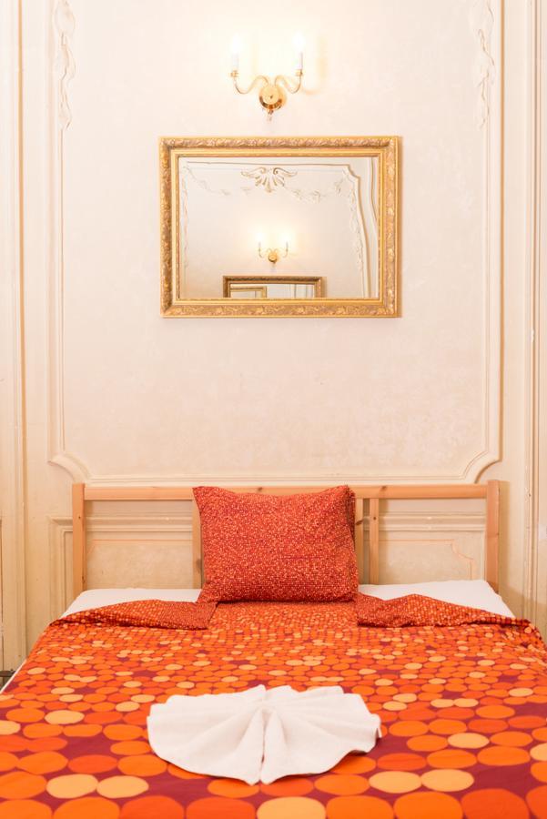 Hotel Youth Baroque Hall Prague