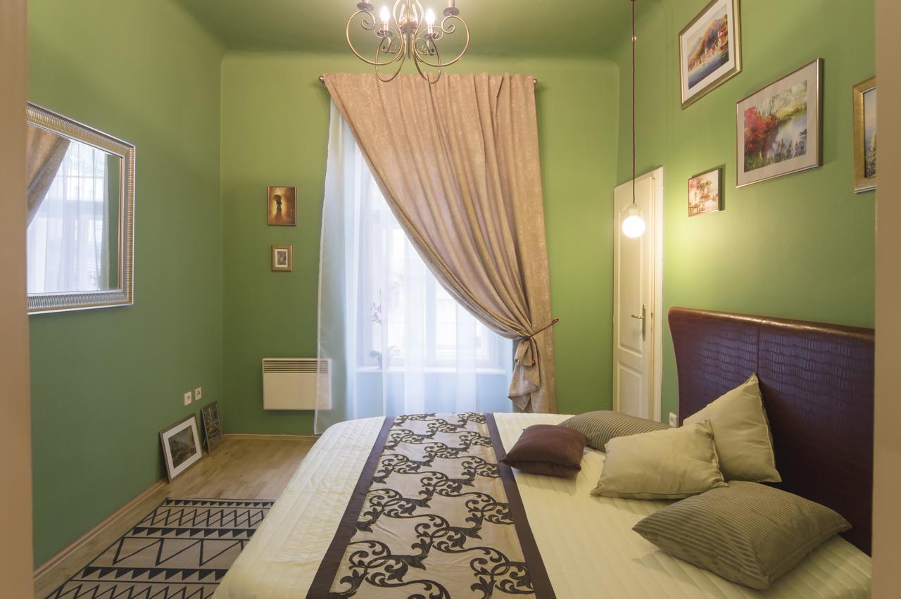 Apartment Modern Wenzigova 15 *