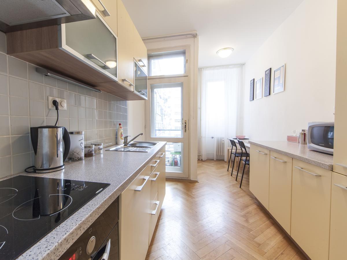 Apartment Modern Dlouha Prague