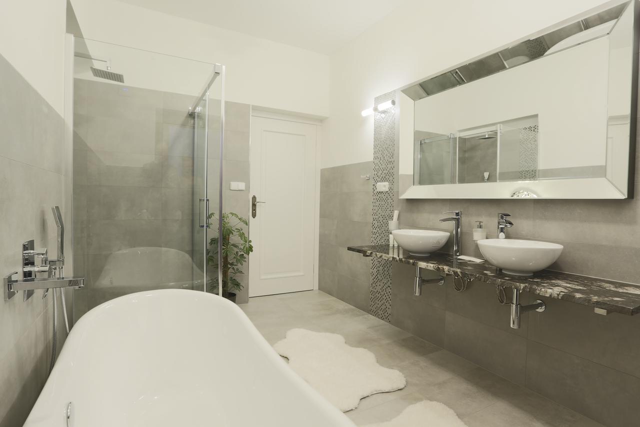 Wellness & Boutique Pod Lipkami 4* Prague