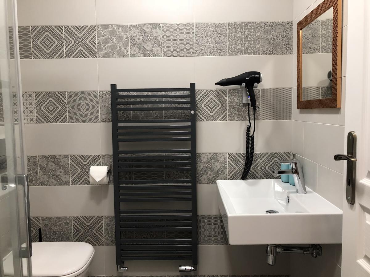 Ce Wenceslas Sq Apartment Prague