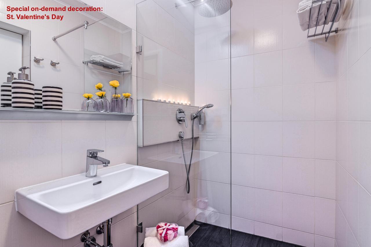 Apartment Air Conditioned Terrace Prague