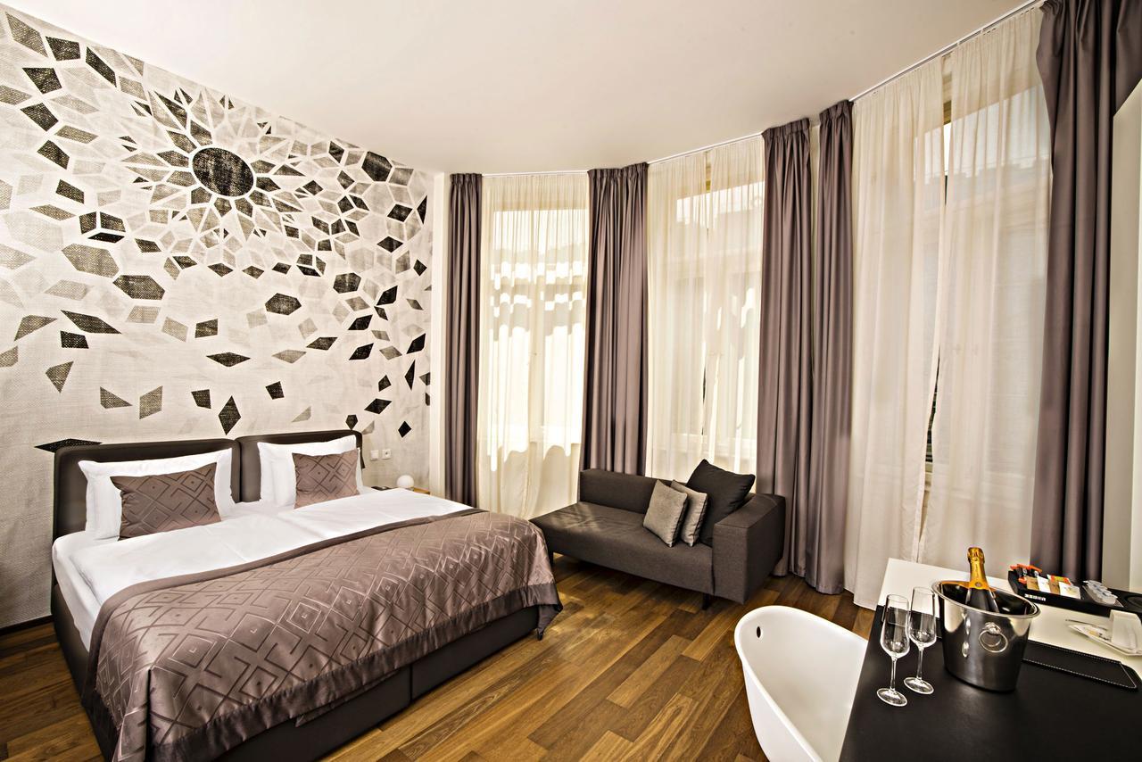 Golden Crown Hotel Prague