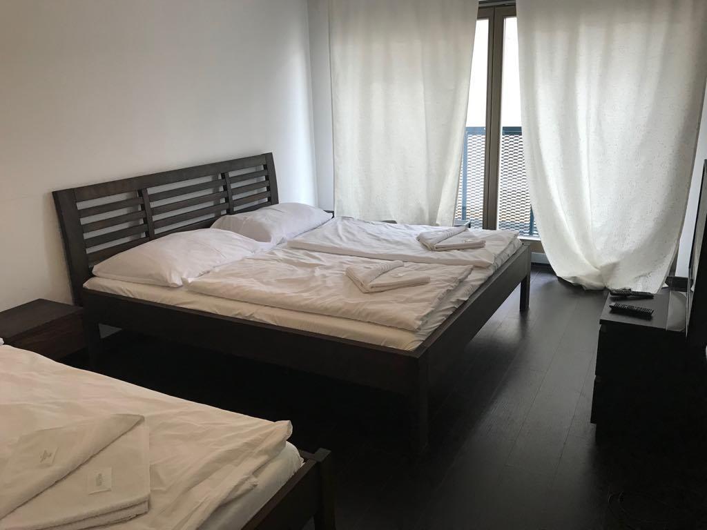 Kings Apartments *