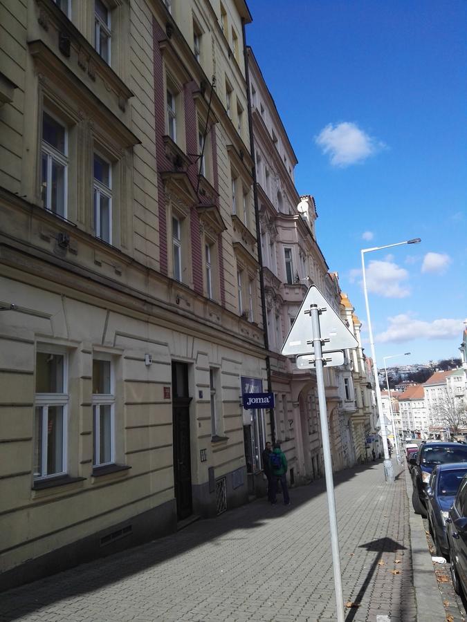 Loft With Amazing Terrace Prag