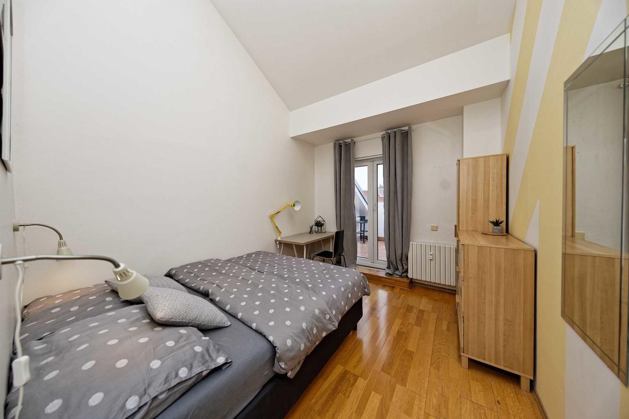 Na Kozacce 6 * Praga