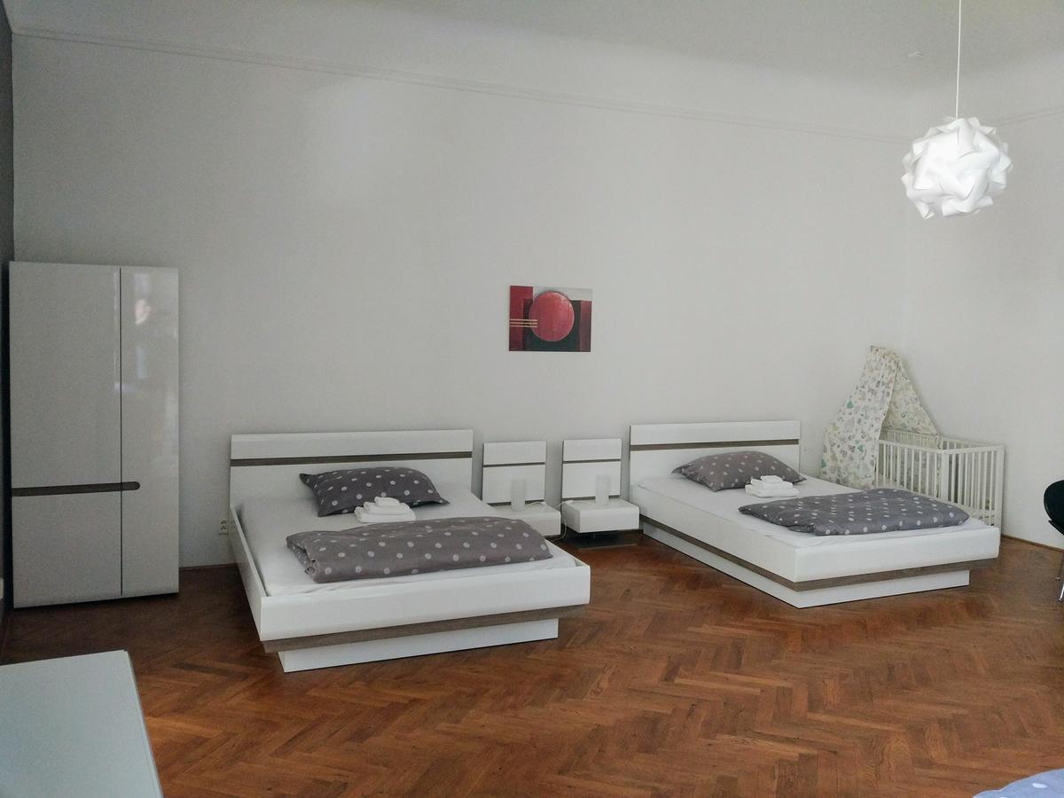 Apartment Tynska 7 Prague