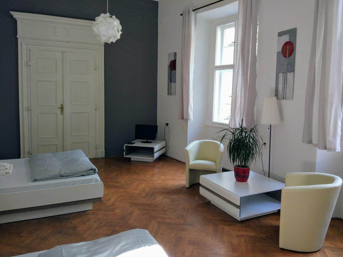 Tynska 7 Apartment