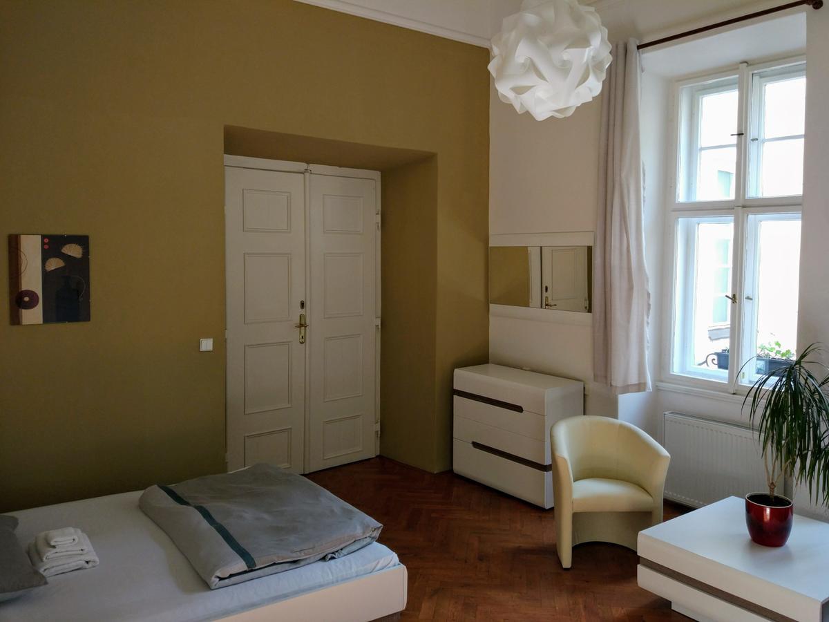 Tynska 7 Apartment *