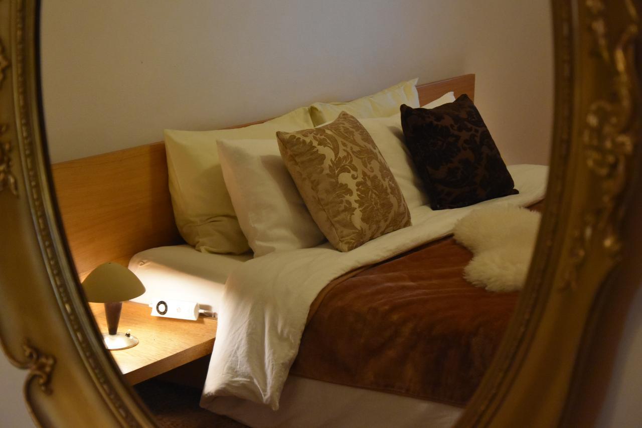 Apartment Victoria Design - Rehorova *