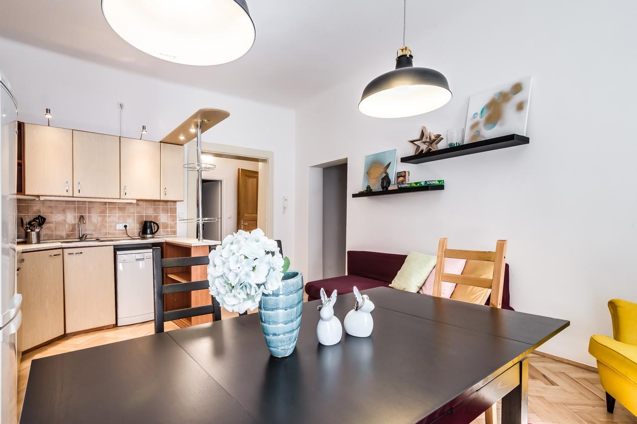 White & Woody Quadrio Apartments * Prag