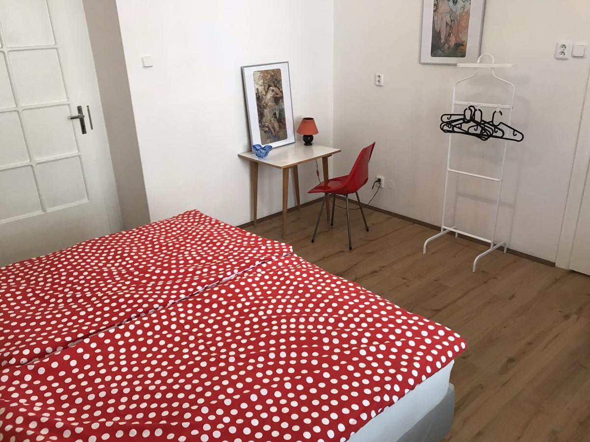 Old Town Basement Appartement *