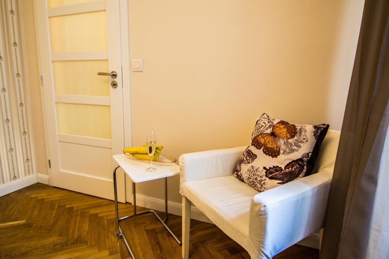 Vojtesska Apartment By Ruterra *