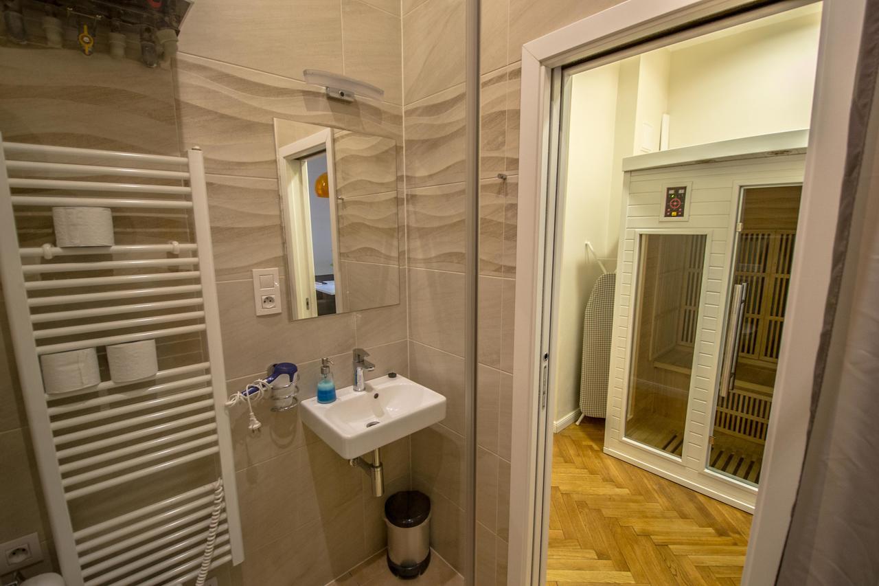 Vojtesska Apartment By Ruterra *
