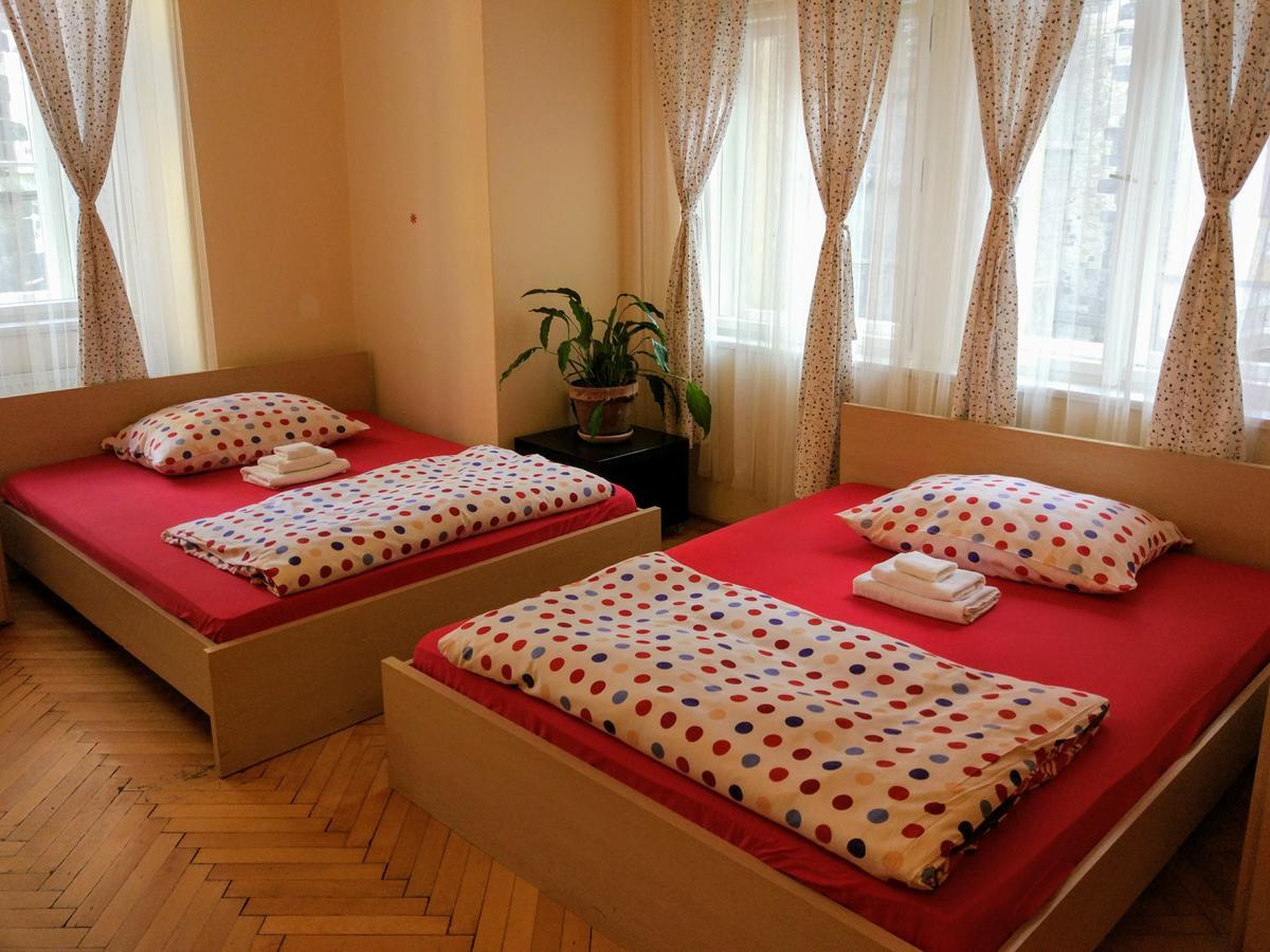 Tynska 7 * Prague