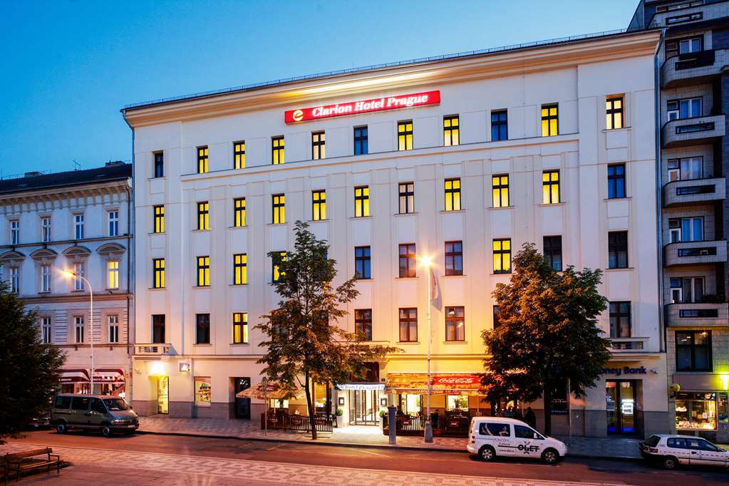 Clarion 4*